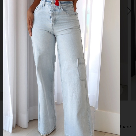 Wide Leg High Rise Jeans - Picture 2 of 5